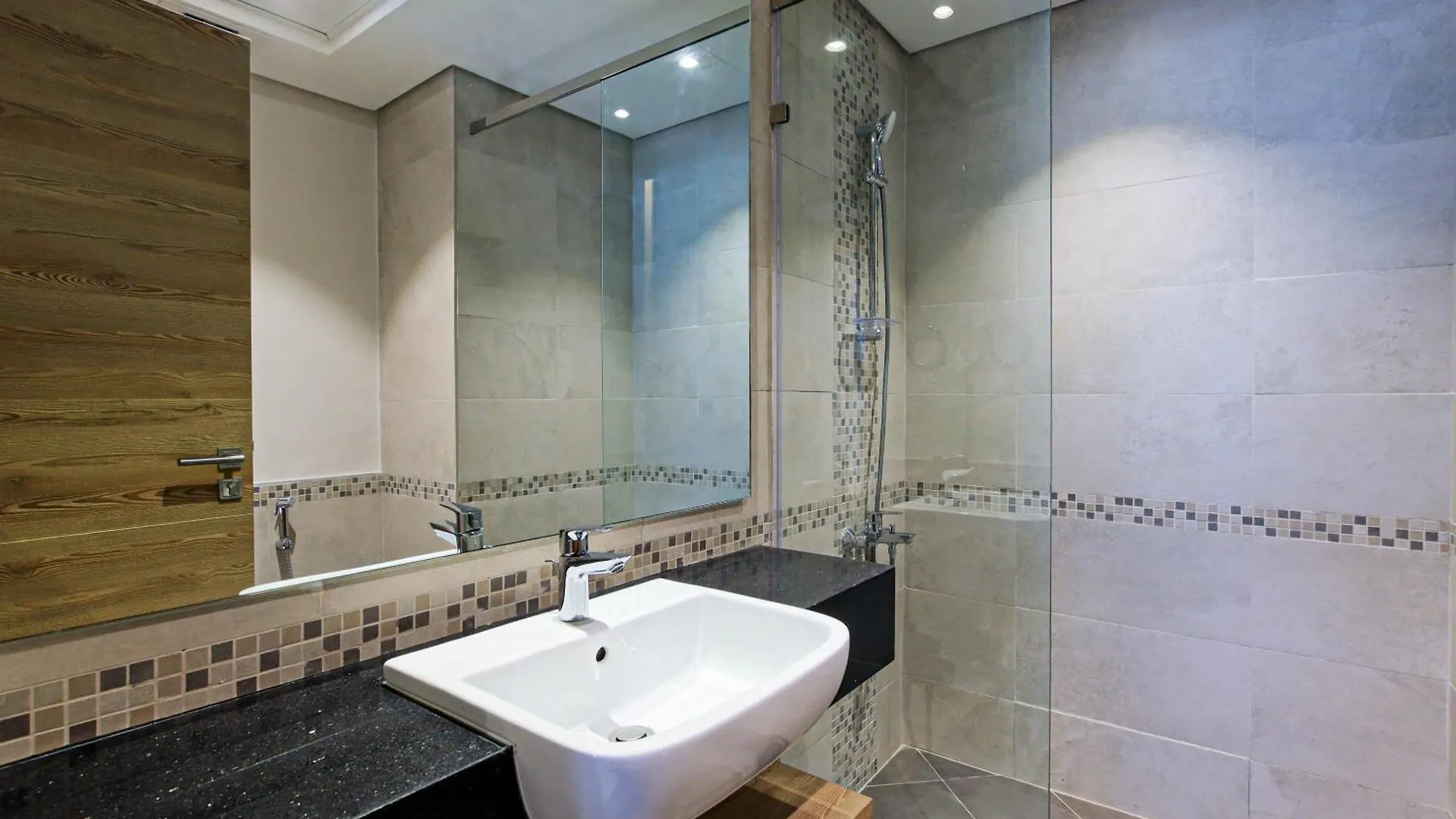 Apartment Spacious 2 Bedroom Apt Plus Maids Eleganz In Jvc Dubai United Arab Emirates